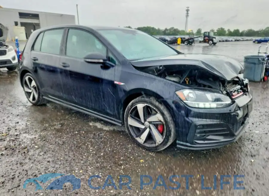 3VW5T7AU2LM005318# 4