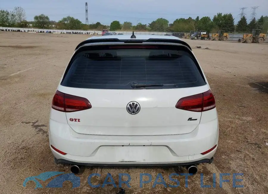 3VW5T7AU4LM004722# 6