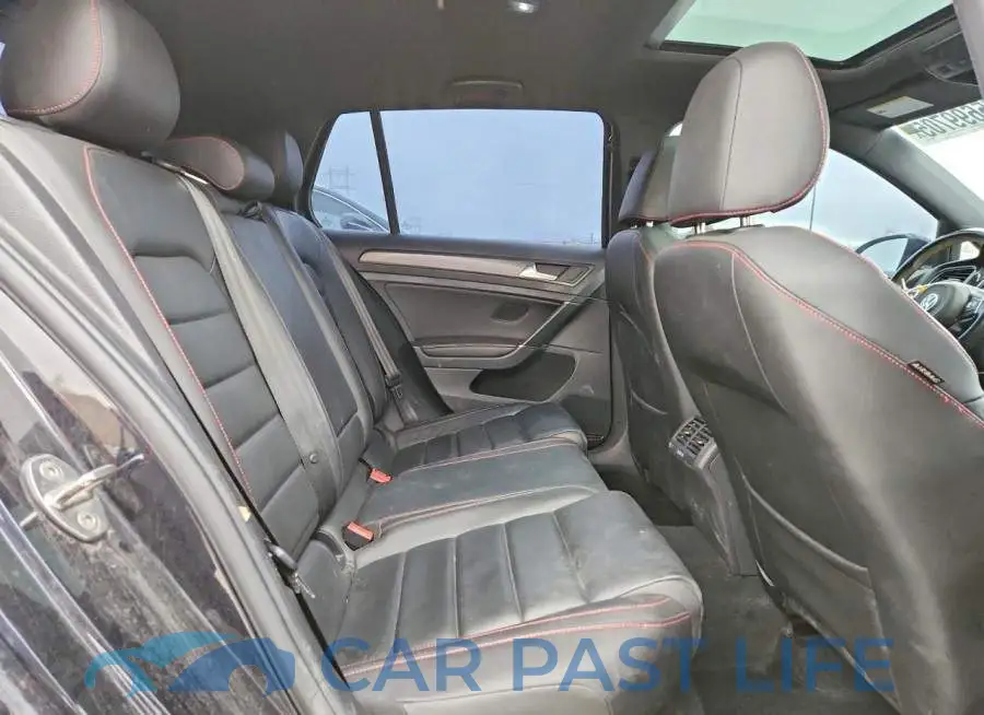 3VW6T7AU0MM005758# 10