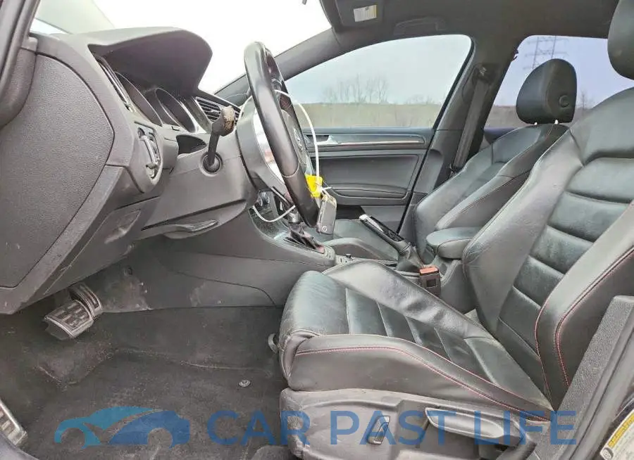 3VW6T7AU0MM005758# 7