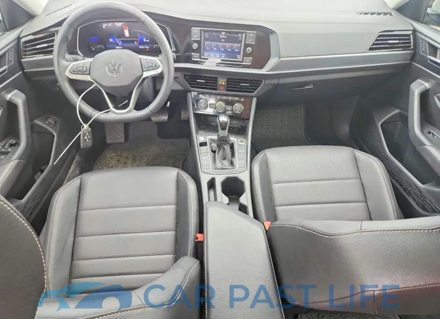 3VW7M7BU0RM032868# 8