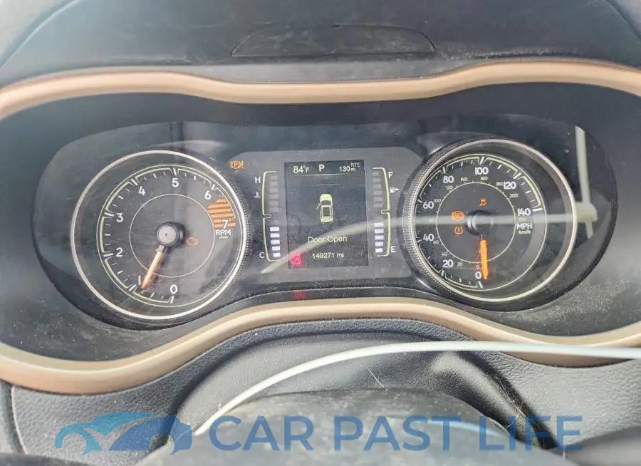 1C4PJLCB4JD620516# 9