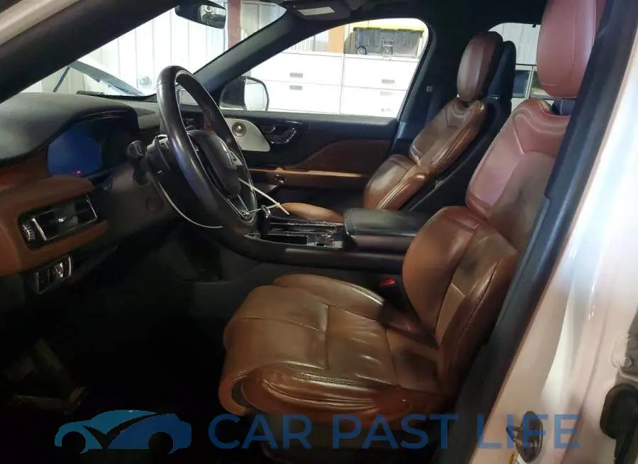 5LM5J7XC2LGL37611# 7