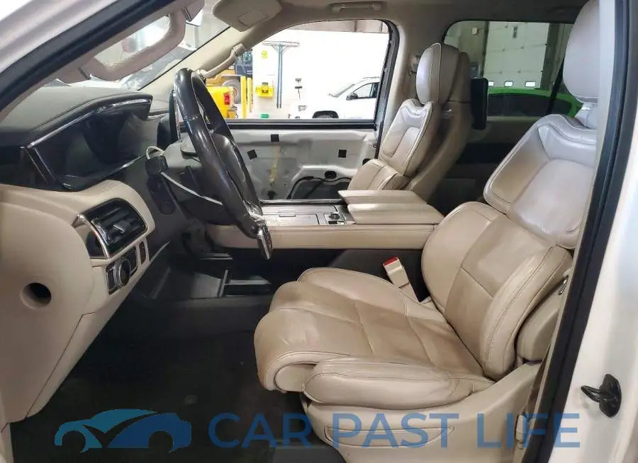 5LMJJ3LT3KEL11865# 7