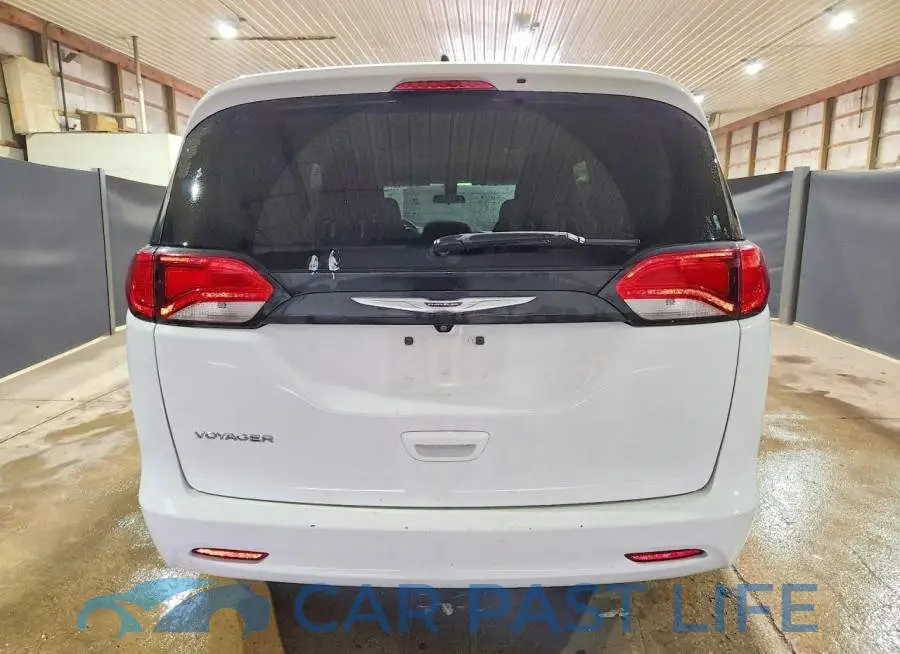 2C4RC1CG8NR208833# 6
