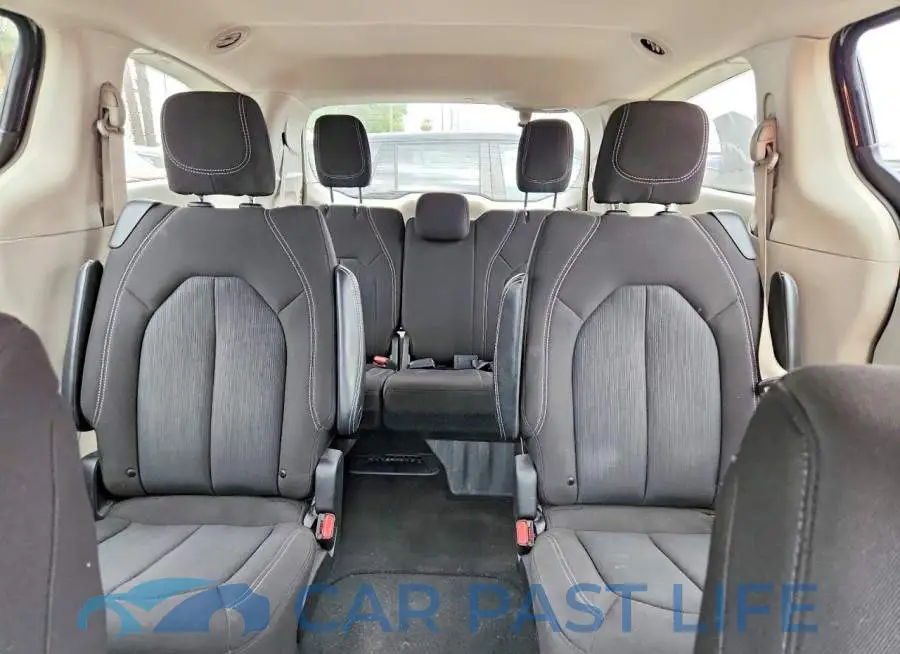 2C4RC1CGXPR524771# 10