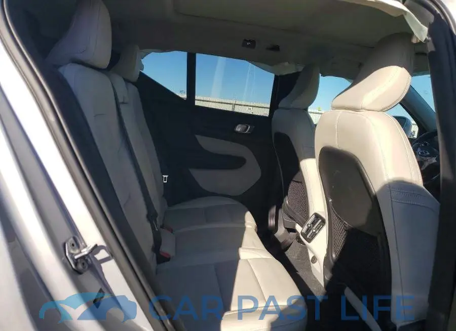 YV4162UK7K2120215# 10