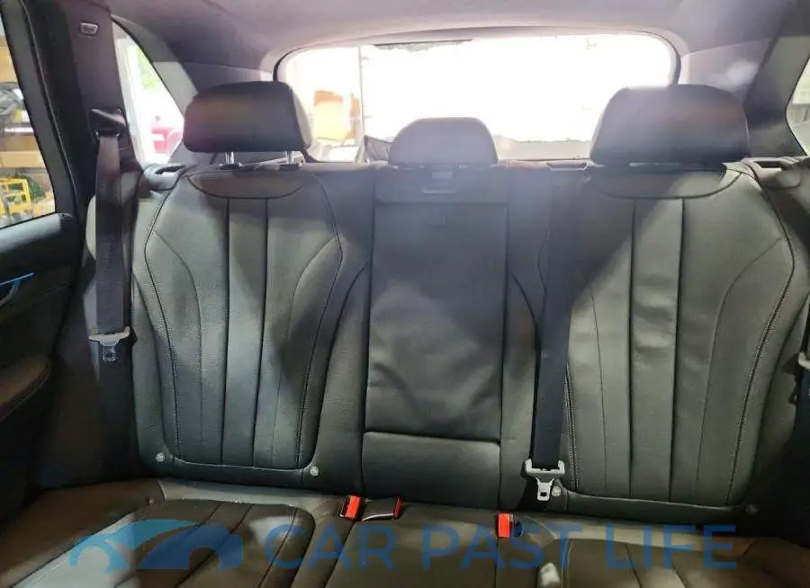 5UXKR0C54JL070203# 10
