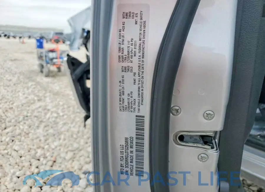 3C63RRGL0TG250899# 13