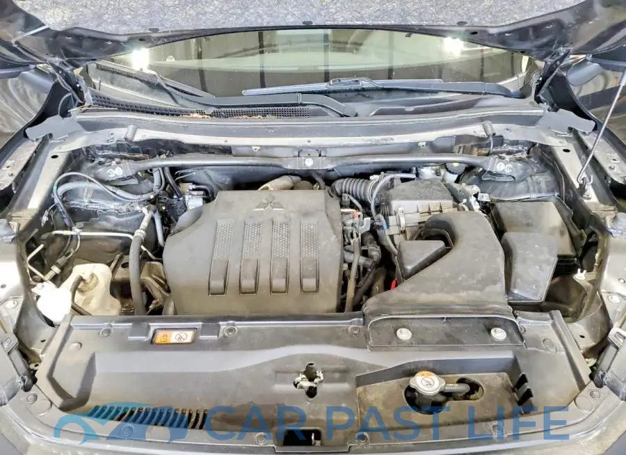 JA4ATVAA6NZ042055# 11