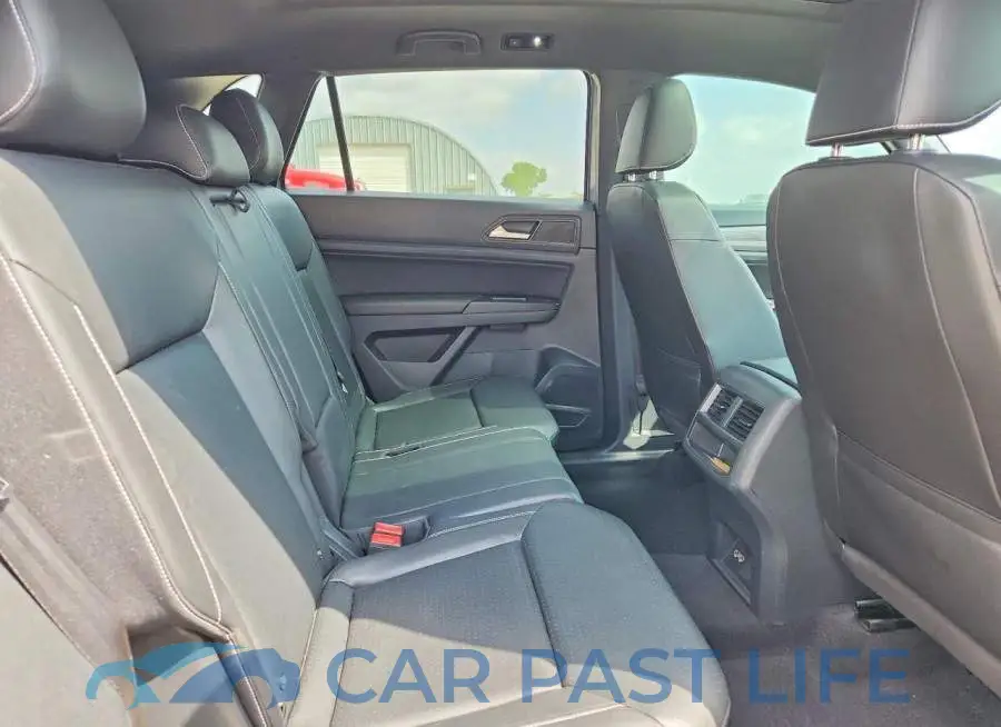 1V26E2CA5LC225186# 11