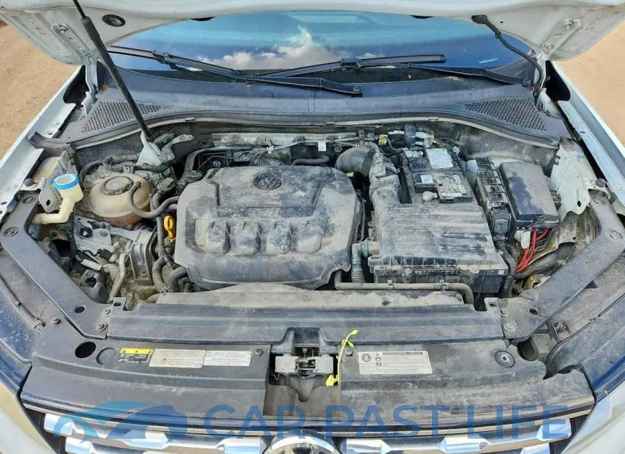 3VV2B7AX9KM193175# 11