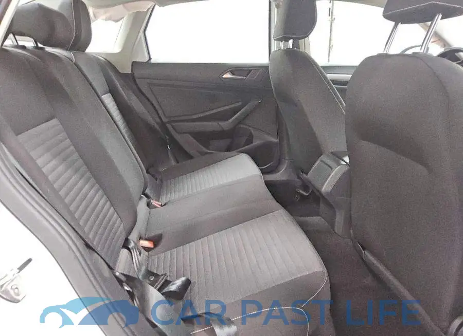 3VW5M7BU6RM050055# 10