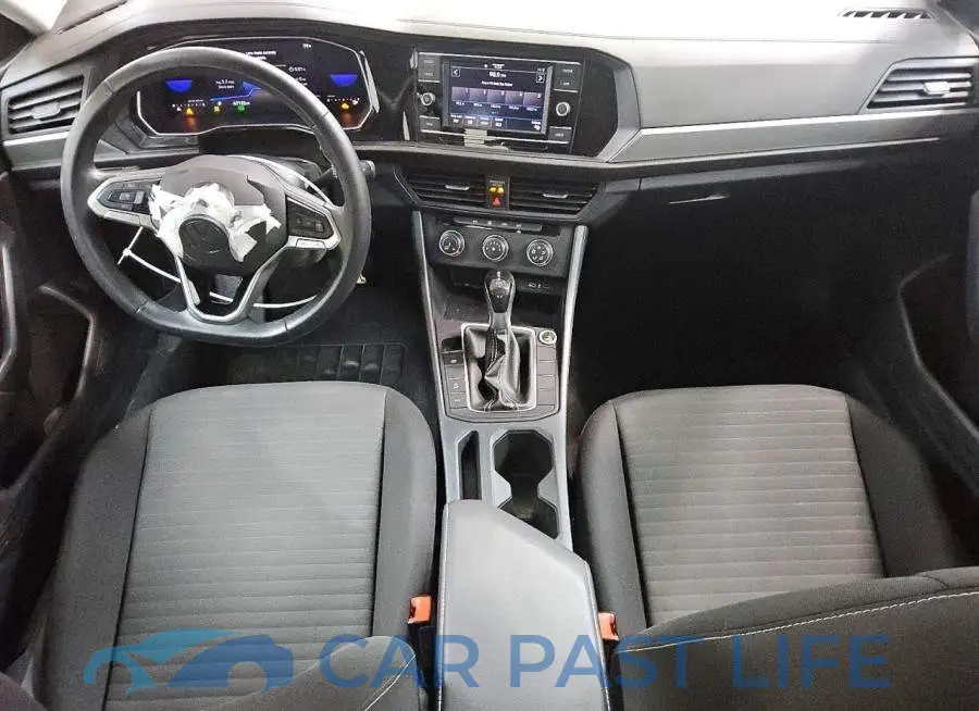 3VW5M7BU6RM050055# 8