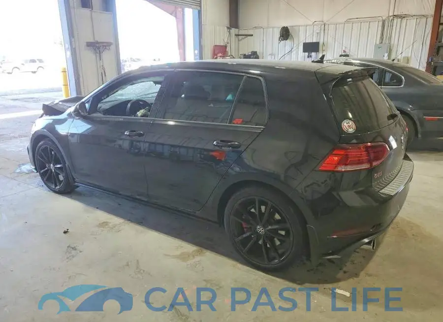 3VW5T7AU7MM010922# 2