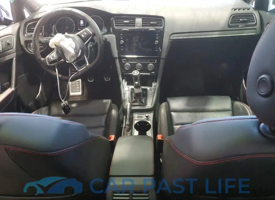 3VW5T7AU7MM010922# 8
