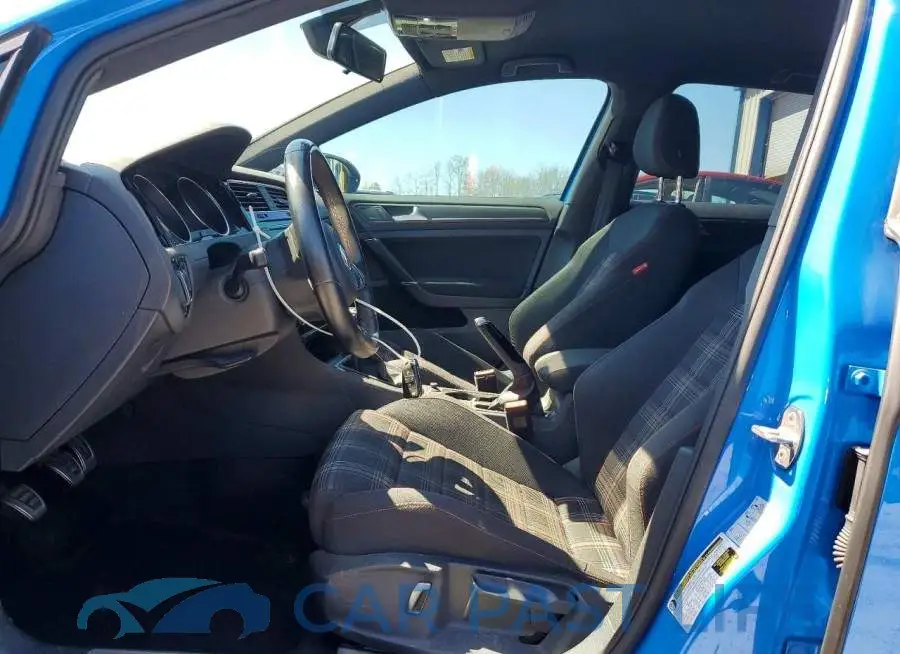 3VW5T7AU8KM007864# 7