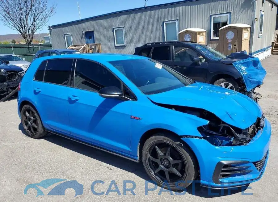3VW5T7AU8KM007864# 4