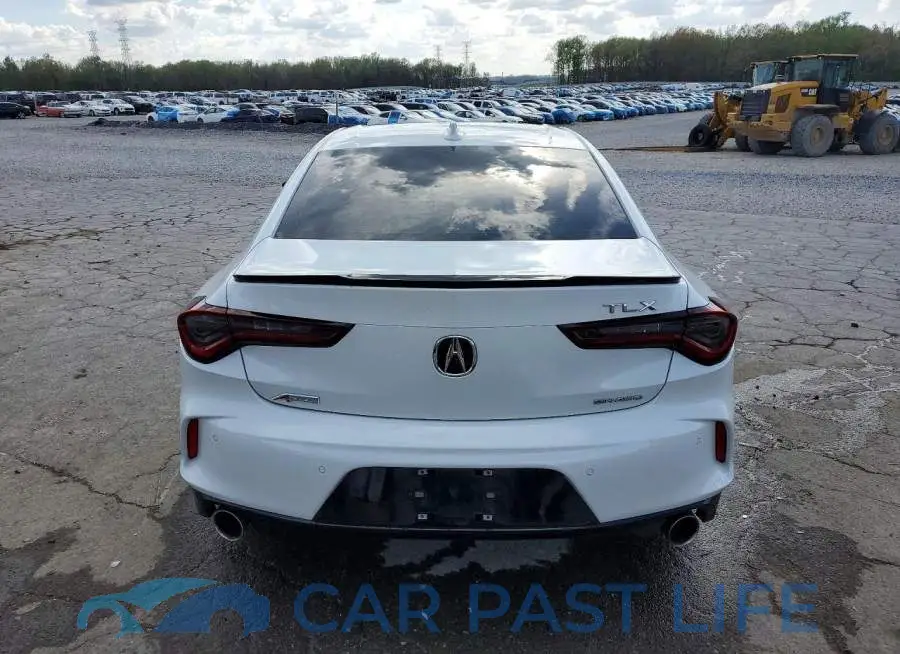19UUB6F57RA001382# 6