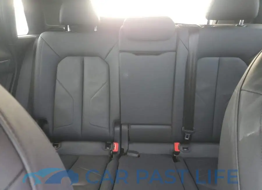 WA1DECF35M1121283# 10