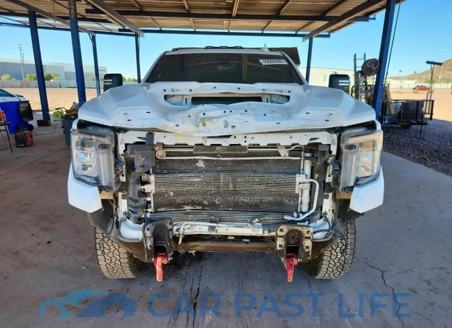 1GT49PEYXPF261383# 5