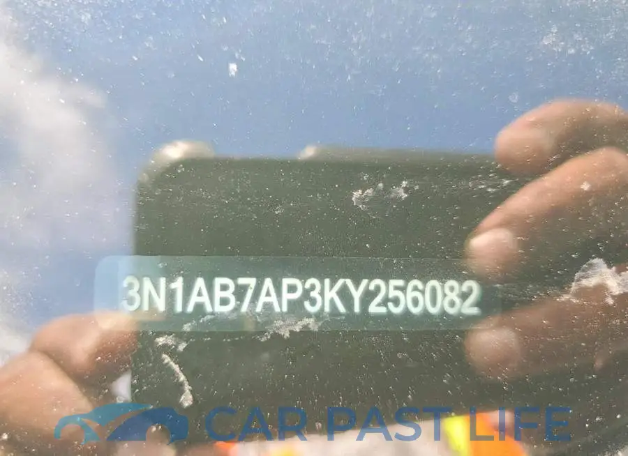 3N1AB7AP3KY256082# 12