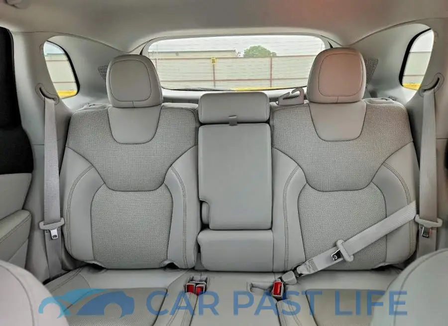 1C4PJLMX3MD106736# 10