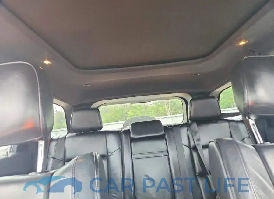 1C4RJFCG7JC277048# 10