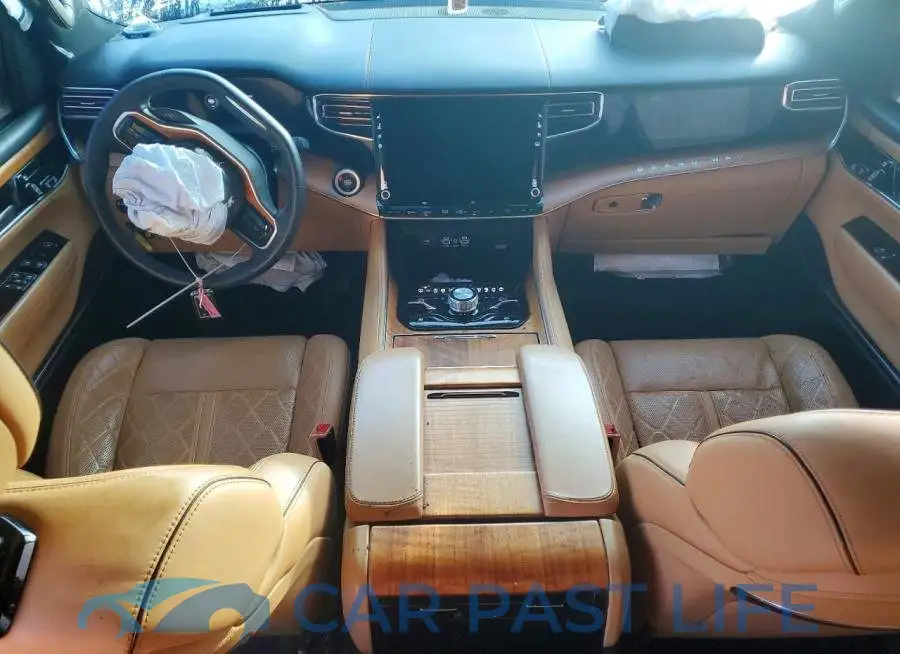 1C4SJVGP3PS504501# 8