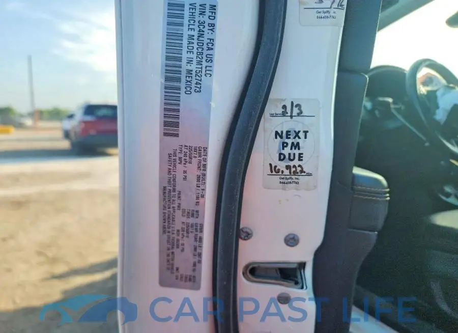 3C4NJDCB2MT527473# 14