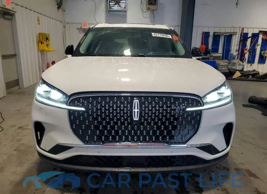 5LM5J7XC4SGL34952# 5