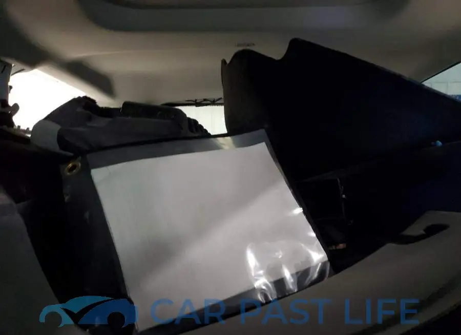 5LM5J7XC4SGL34952# 10
