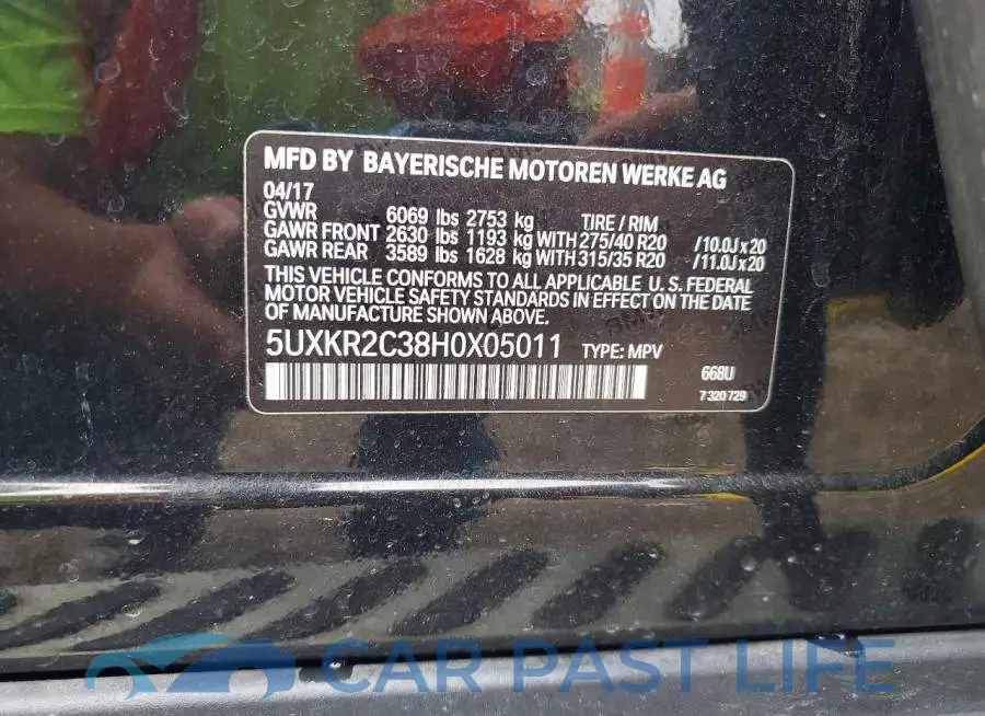 5UXKR2C38H0X05011# 13