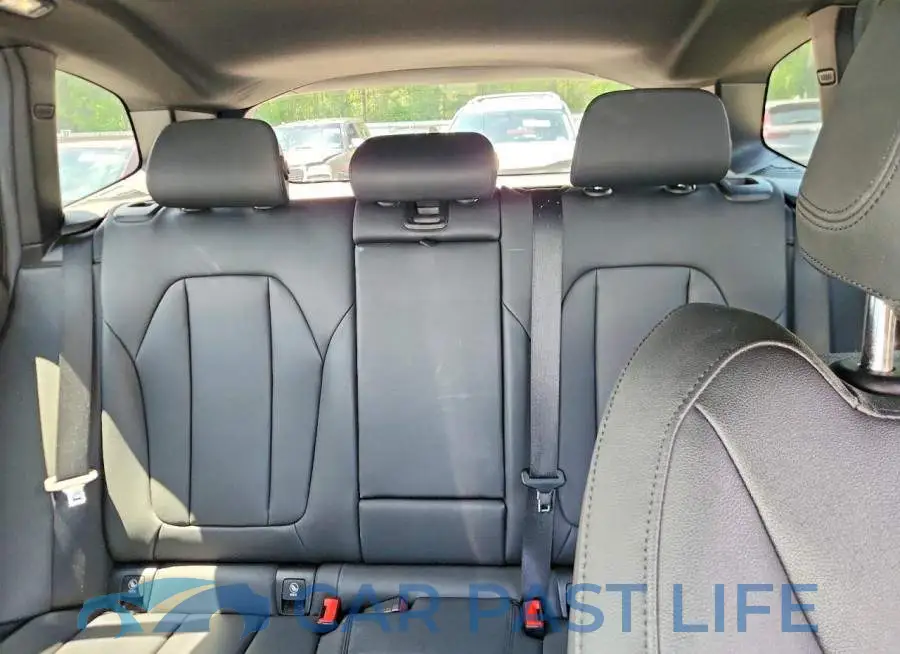 5UXTY5C02LLT31940# 10