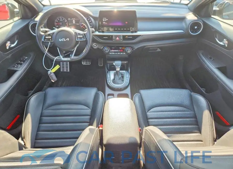 3KPF54AD9RE768519# 8