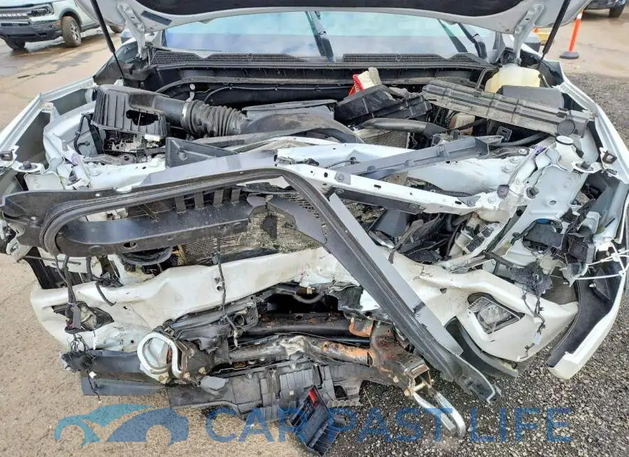 1GT49RE74PF108338# 11