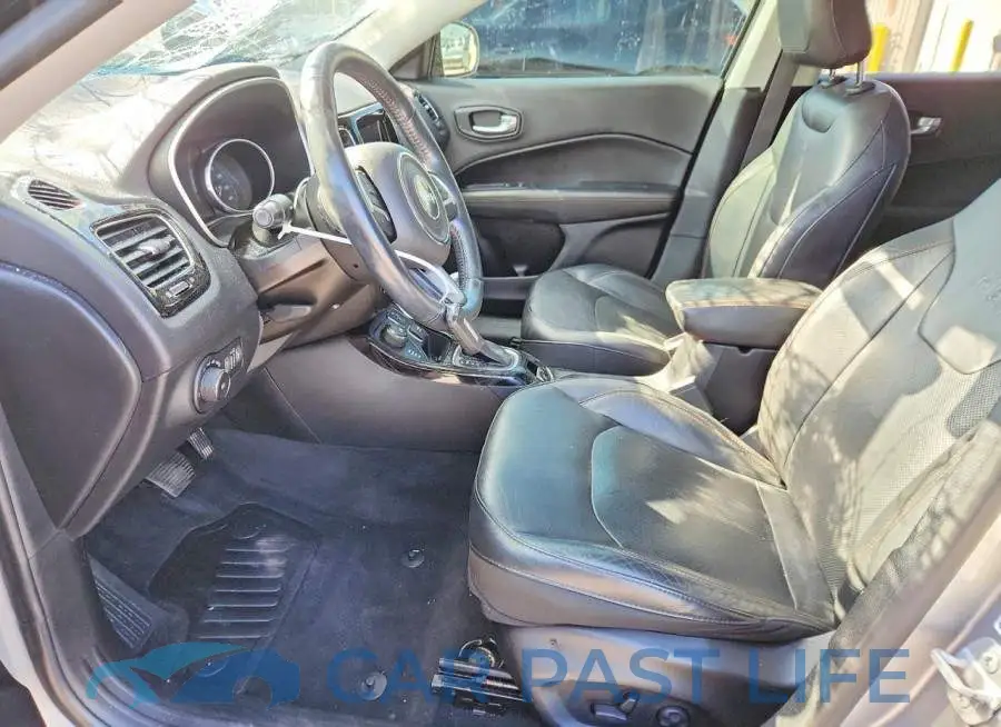 3C4NJDCB8JT190478# 7