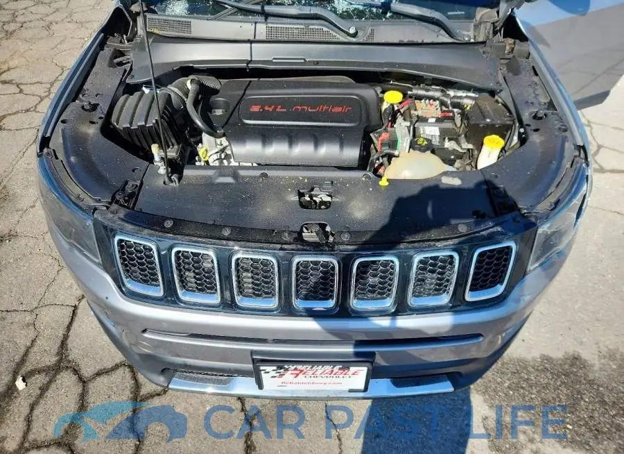 3C4NJDCB8JT190478# 12