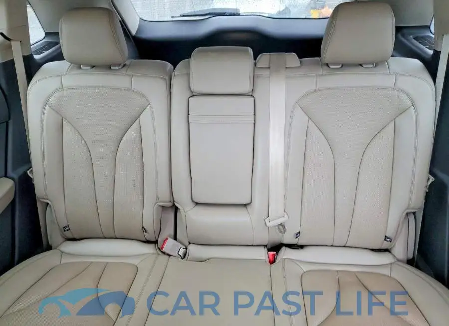 2LMPJ8KP7NBL15758# 10