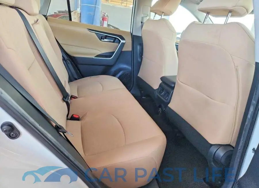 2T3W1RFV1MW159660# 11