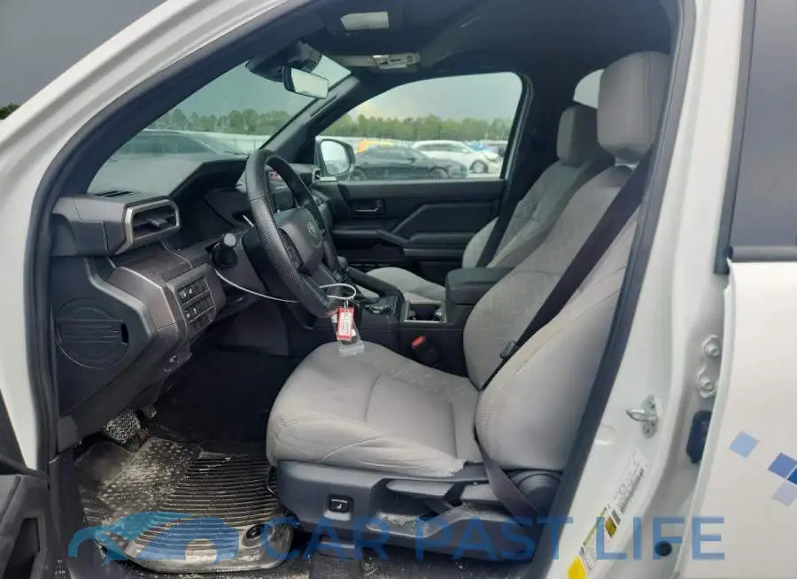 3TYLB5JN9TT116303# 7
