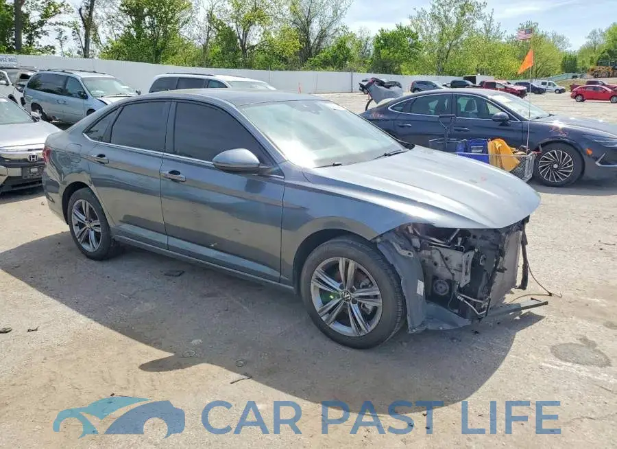 3VW7M7BU9PM047334# 4
