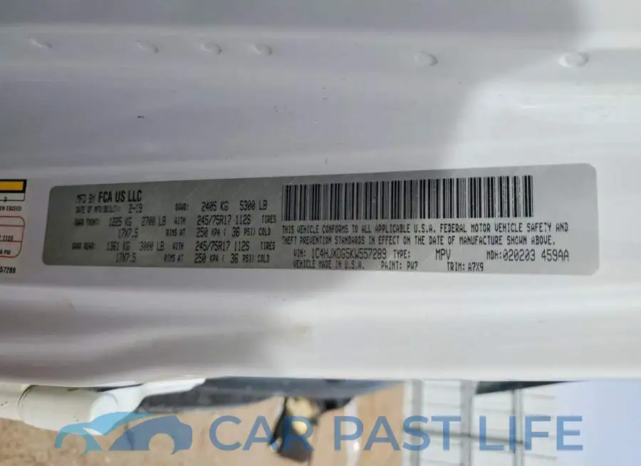 1C4HJXDG5KW557289# 12
