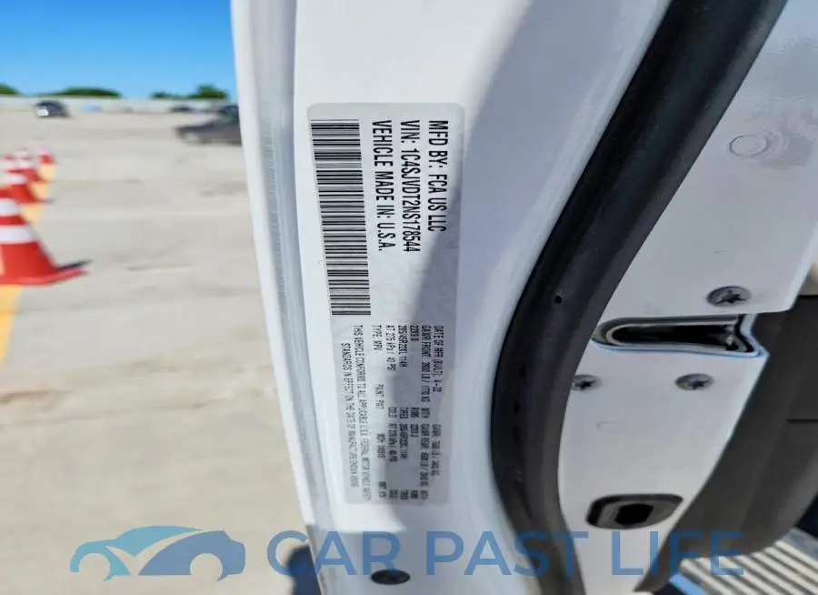 1C4SJVDT2NS178544# 13