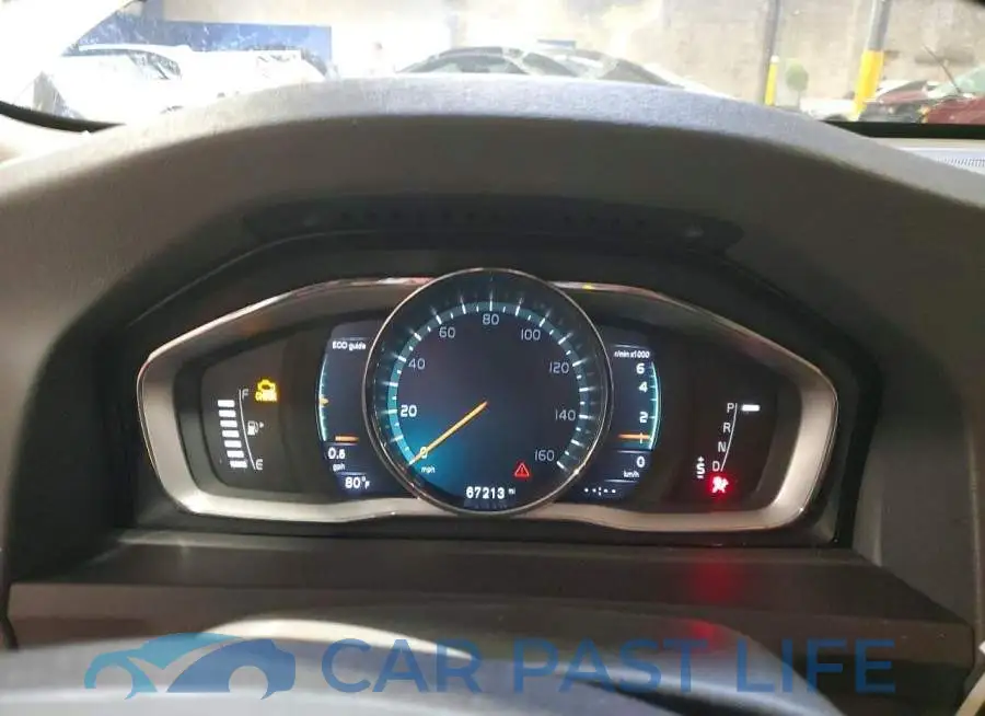 LYV402TK5HB128968# 9