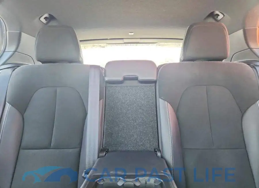YV4162UMXM2533699# 10