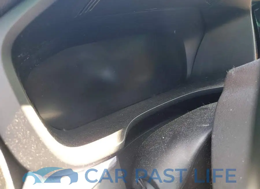 YV4A22RM1K1333849# 9