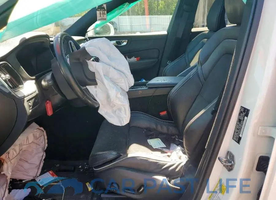 YV4A22RM1K1333849# 7