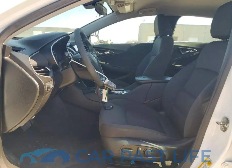 1G1ZD5ST0PF185764# 7