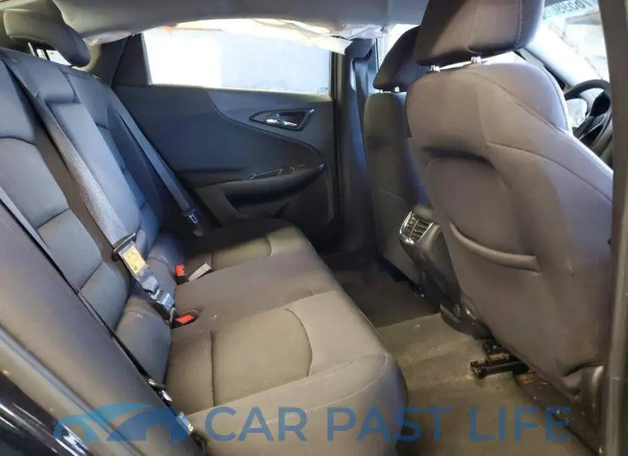 1G1ZD5ST1PF137612# 10